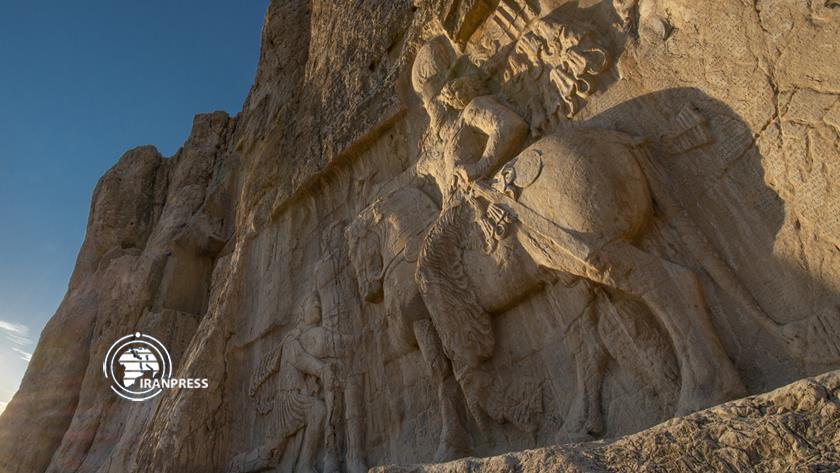 Iranpress: نقش‌رستم؛ میراث ارزشمند سه‌دوره تاریخ باستان ایران 