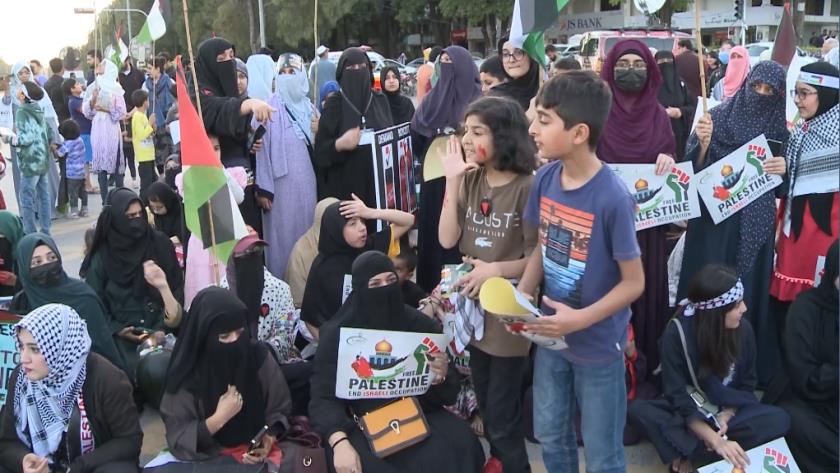 Iranpress: تجمع روزه‌داران پاکستانی در حمایت از مردم فلسطین