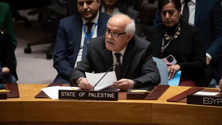 Iranpress: نماینده فلسطین، قطعنامه شورای امنیت در مورد غزه را دستآوردی مهم دانست