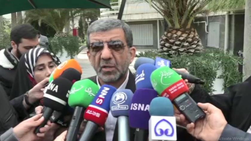 Iranpress: وزیر گردشگری: تحویل سال نو در حافظیه مانور فرهنگی خیلی خوبی بود