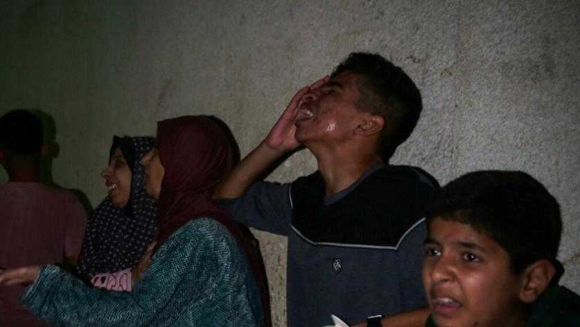 Iranpress: شهادت ۱۸ فلسطینی در بمباران غزه