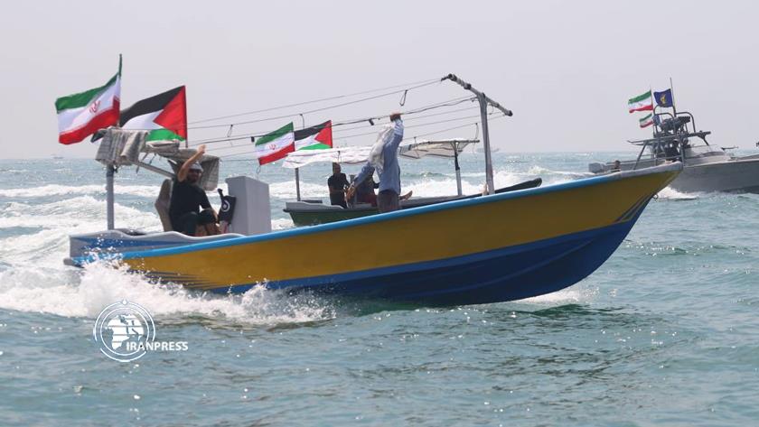 Iranpress: روز قدس؛ رژه شناورهای مردمی در سواحل کشورهای جبهه‌ مقاومت