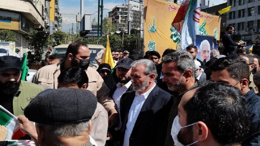 Iranpress: حضور دبیر کل جنبش جهاد اسلامی فلسطین در راهپیمایی روز قدس در تهران