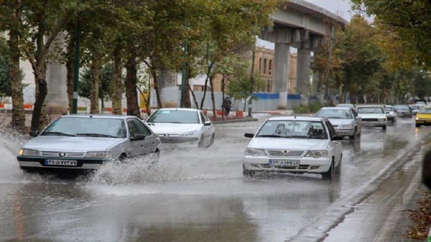 Iranpress: آماده‌باش مدیریت بحران تهران برای بارش‌های شدید فردا و پس‌فردا