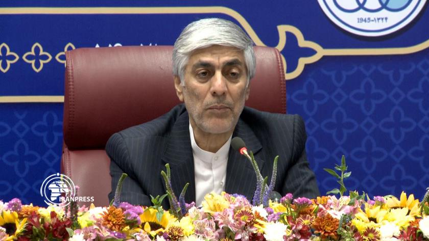 Iranpress: وزیر ورزش : مالکان جدید سرخابی ها ، با دقت مدیر فوتبالی انتخاب کنند