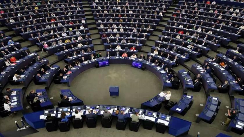 Iranpress: تصویب قطعنامه حقوق بشری علیه جمهوری اسلامی ایران در پارلمان اروپا