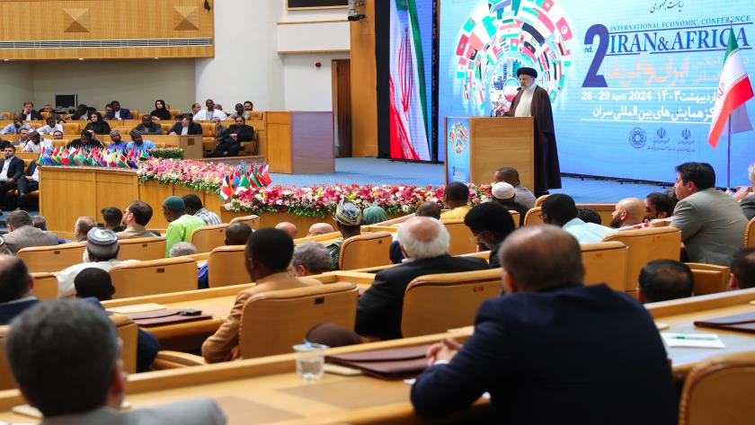 Iranpress: دومین اجلاس بین المللی ایران و آفریقا؛ نماد اراده طرفین برای گسترش روابط 