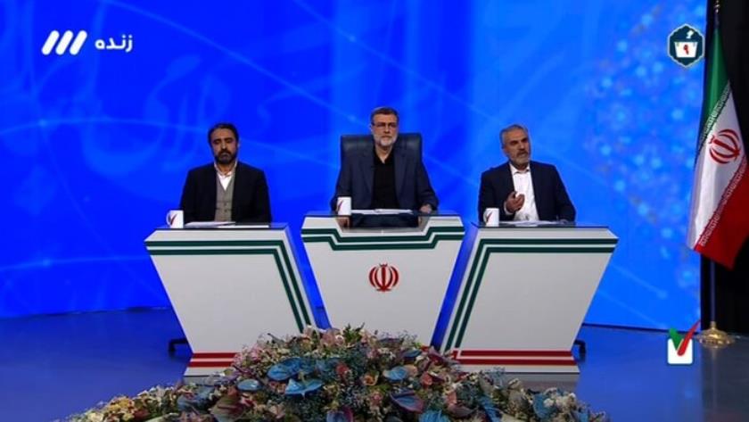 ایران پرس: قاضی‌زاده‌هاشمی: در سیاست خارجی باید هویت خودمان را حفظ کنیم