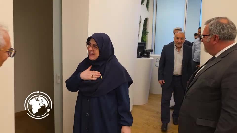 Iranpress: المتحدثة باسم الحكومة الإيرانية تزور البوسنة والهرسك