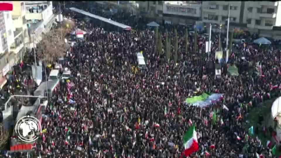 Iranpress: قالیباف: امروز هسته بزرگ ۹۰ میلیونی ایران در برابر دشمن اجنبی ایستادند