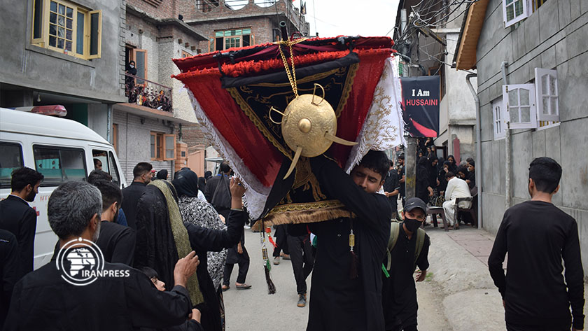 Kashmir Muharram mourning processions / Photo by Abid Mokhtar