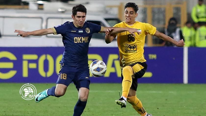 Iran's Mobarakeh Sepahan football team vs Uzbekistan's Olmaliq football  team in pics