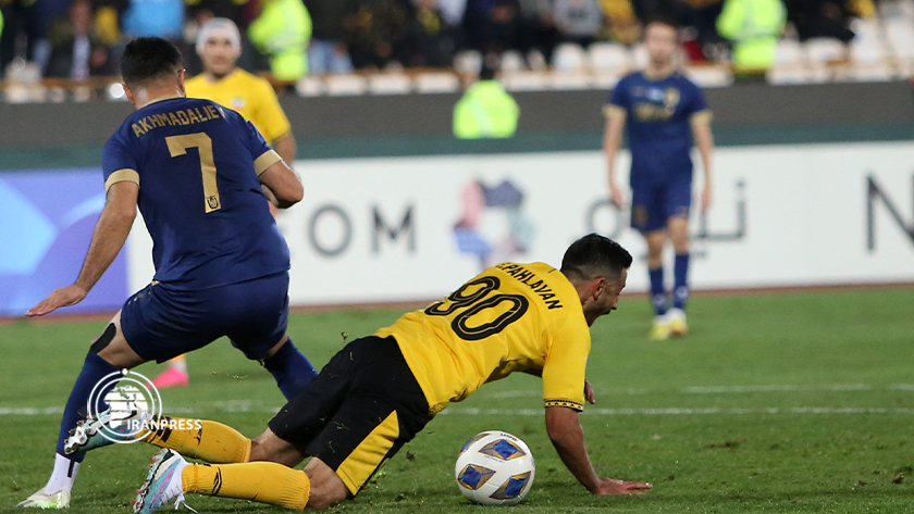 Iran's Mobarakeh Sepahan football team vs Uzbekistan's Olmaliq football  team in pics