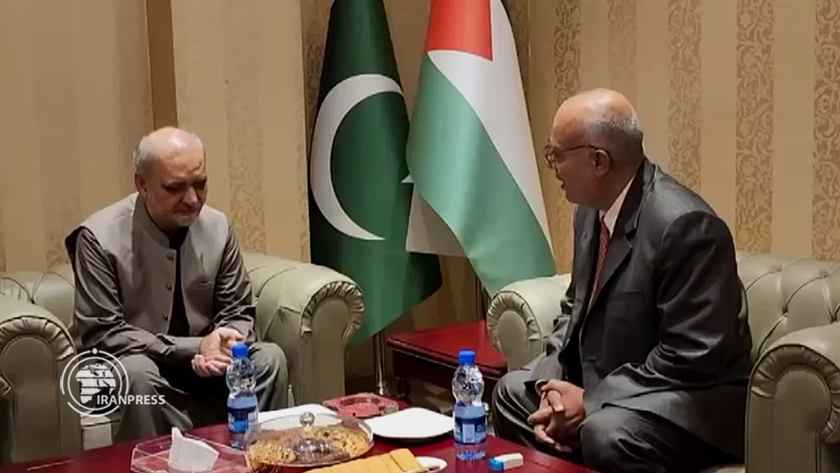 Jamaat-e-Islami's Chief welcomes the new Palestinian Envoy to Pakistan