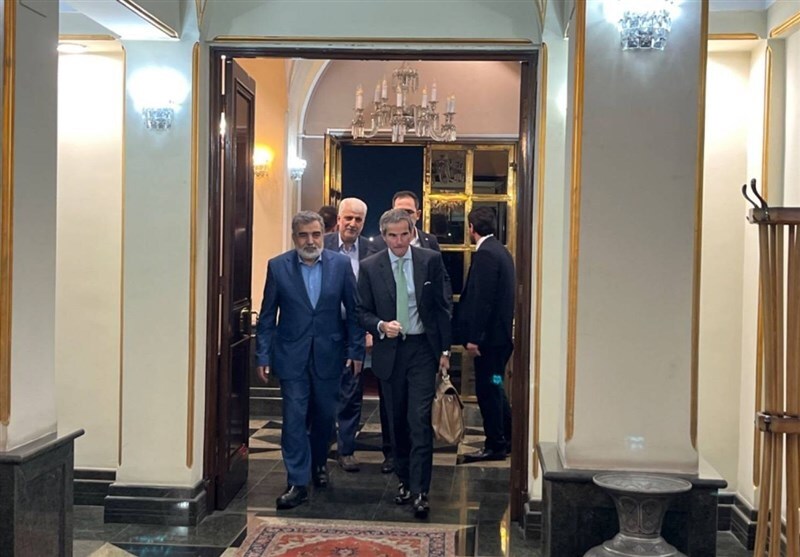 Head of  UN Nuclear Watchdog Arrives in Tehran