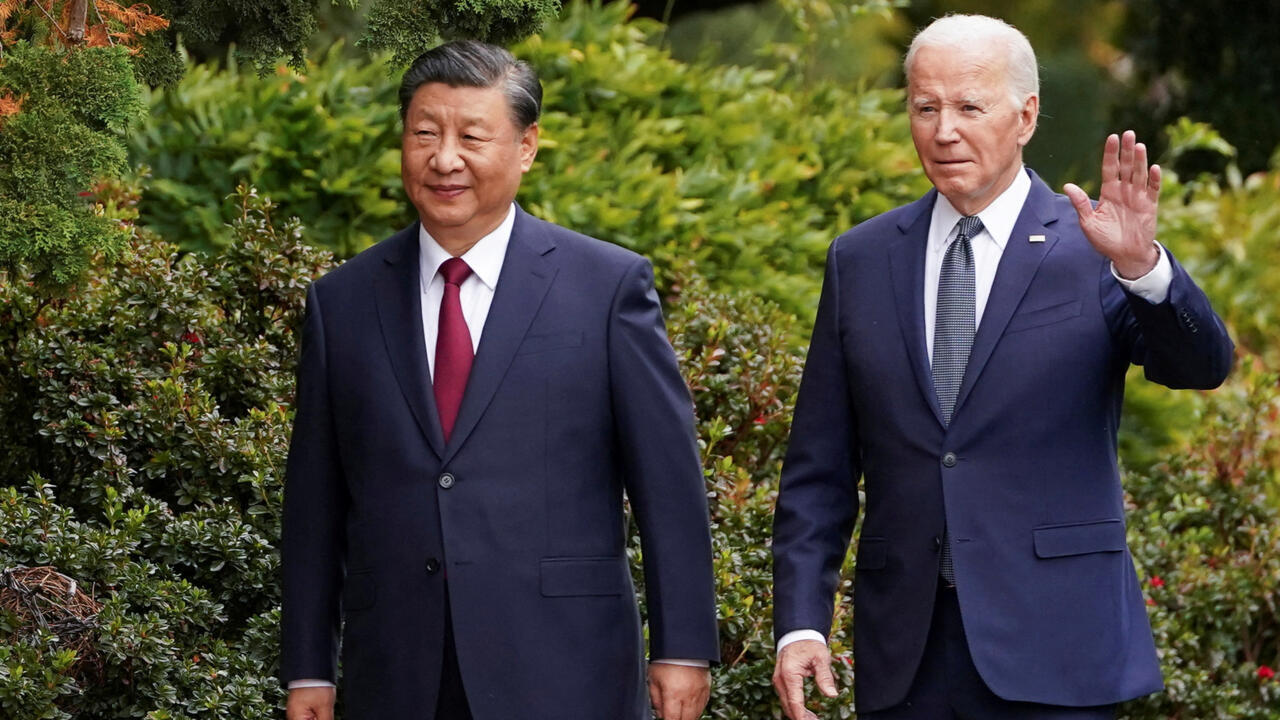 US, Chinese Presidents Arrive in Peru for APEC Summit