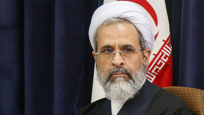 Iranpress: Desecrating Quran in name of freedom, ridiculous: Senior cleric
