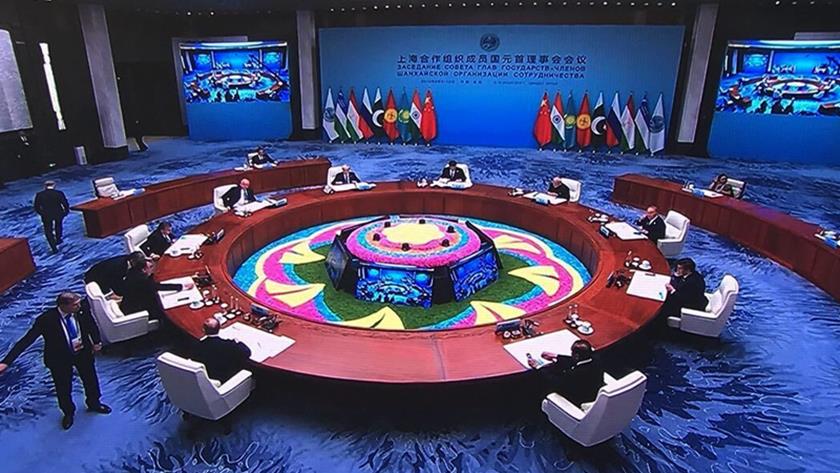 Iranpress: Russia supports Iran permanent membership at Shanghai Cooperation Organization