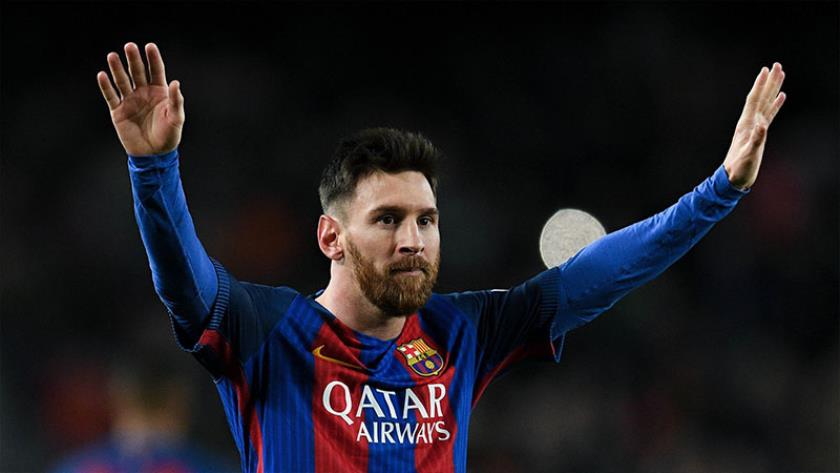 Iranpress: Messi confirms staying at Barcelona