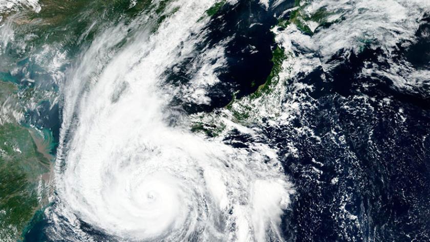 Iranpress: Millions of Japanese told to evacuate as typhoon lashes region