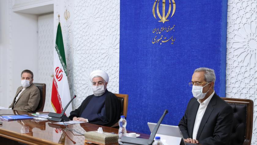 Iranpress: Rouhani: Gov’t attempting to prevent hardships in country’s strategic fields