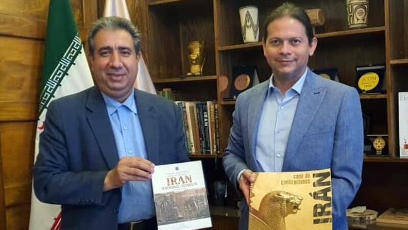 Iranpress: Iran, Nicaragua to develop cultural relations