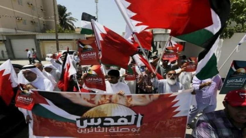 Iranpress: Bahraini people protest against normalization of relations with Zionist regime