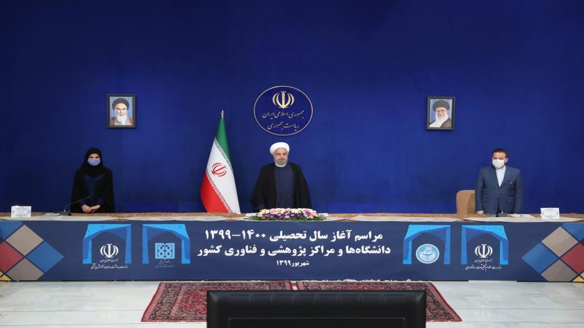 Iranpress: Iranian President delivers speech on higher education