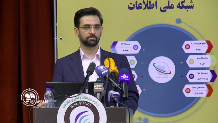 Iranpress: Iran ICT minister urges companies to use up to date technologies to increase exports