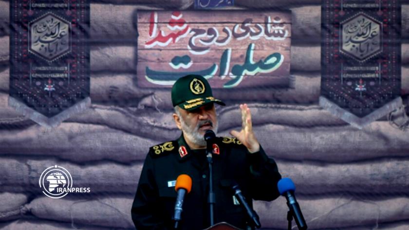 Iranpress: US global presence is in decline: IRGC Commander