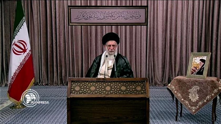 Iranpress: Iran Leader: US, allies, main supporter of Saddam in his war on Iran