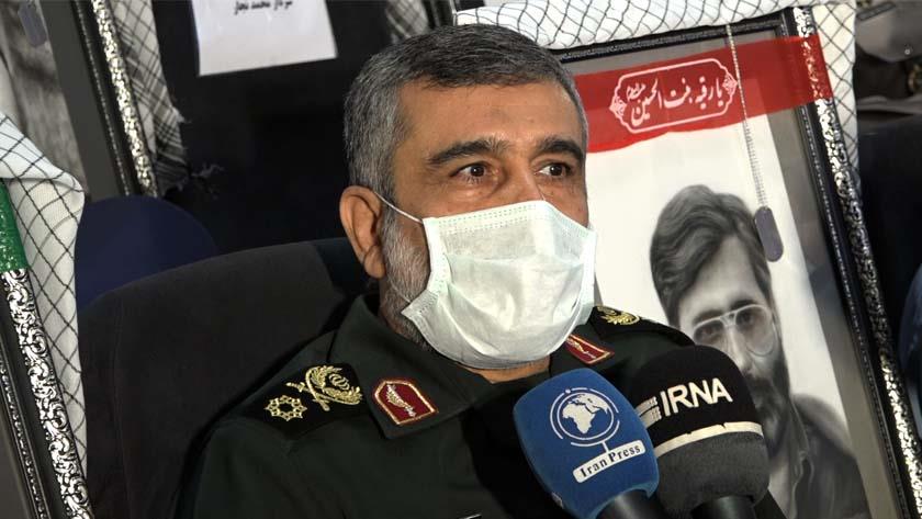 Iranpress: Iran, self-sufficient in defense, commander says