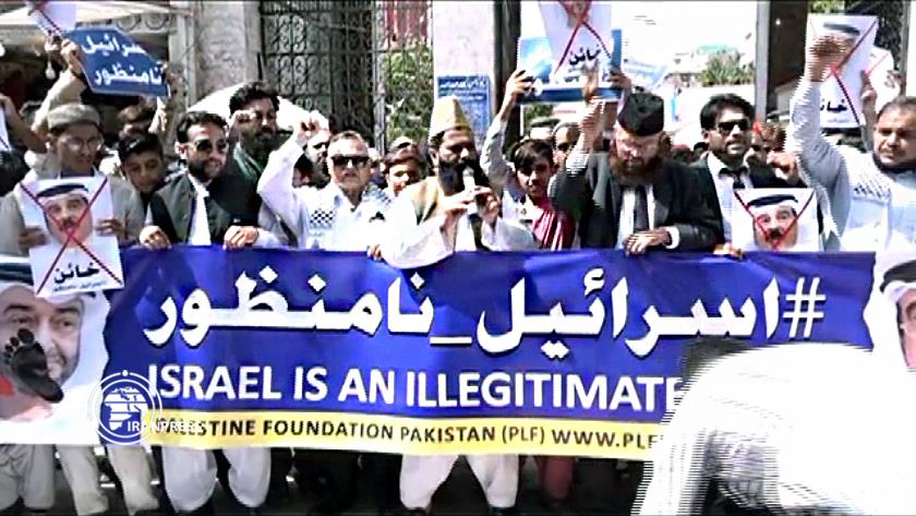 Iranpress: Protest in Karachi to condemn Arab betrayal of Palestinian cause