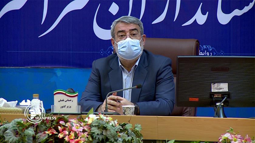 Iranpress: No security challenges from the borders to the cities: Interior Min.