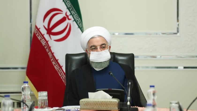 Iranpress: Rouhani calls for broader monitoring, imposing penalties to ensure observance of health protocols
