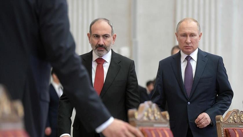 Iranpress: Putin again calls for immediate Karabakh ceasefire: Kremlin