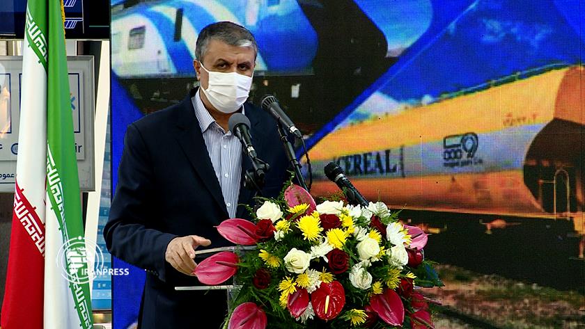 Iranpress: Min. says Over 1200 wagons, locomotives domestically made