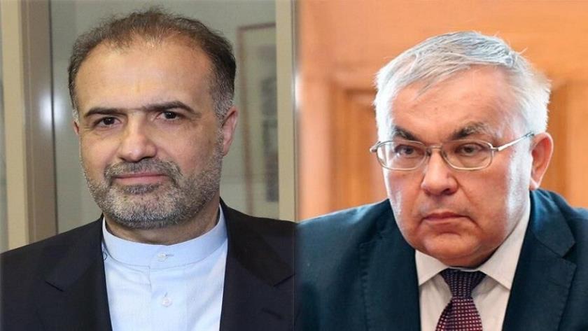 Iranpress: Iranian, Russian officials discuss issues of Middle East