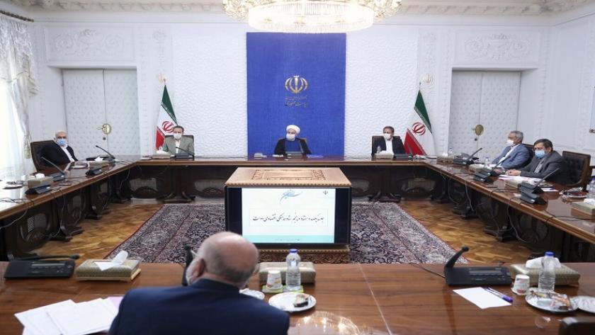 Iranpress: Rouhani: Protecting people’s health, gov’t key priority