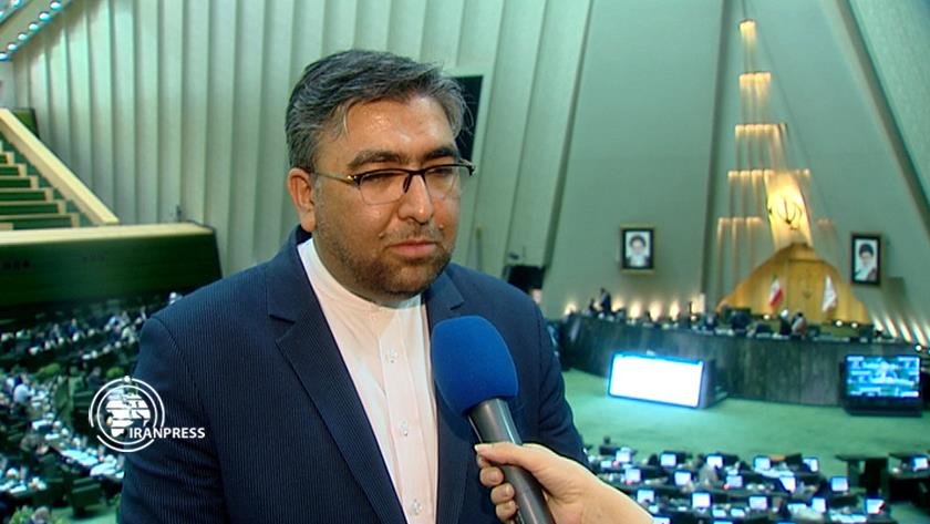 Iranpress: US insisting on useless sanctions: Top MP