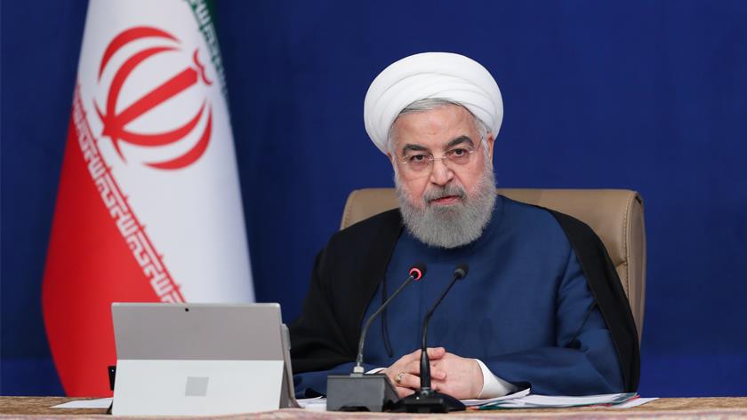 Iranpress: Iranian president asks for ensuring respect for all religious beliefs 