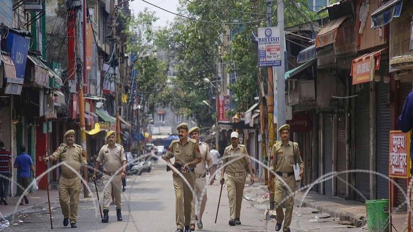 Iranpress: Kashmir shuts down to protest India