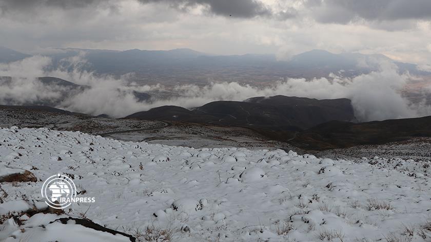Iranpress: Generous sky blankets Bozsina mountain with snow