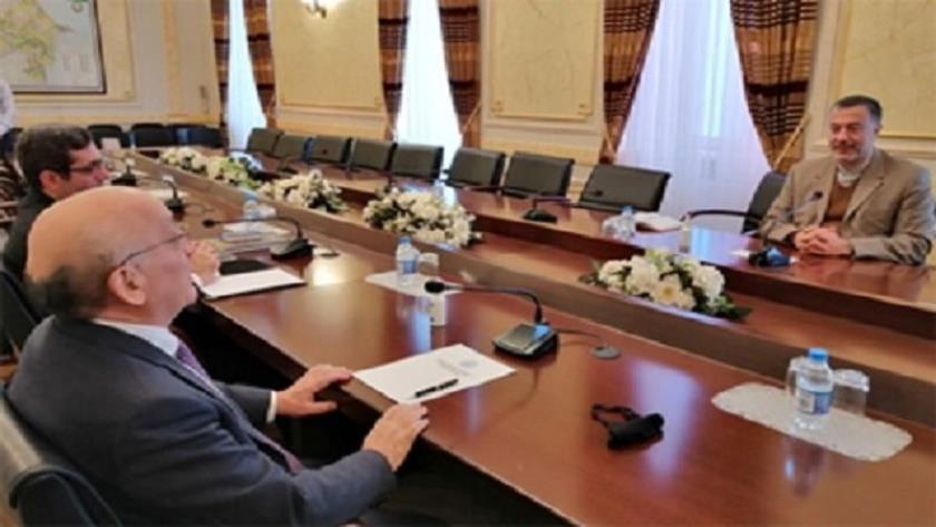 Iranpress: Iran-Azerbaijan Officials Consult for Religious Cooperations 