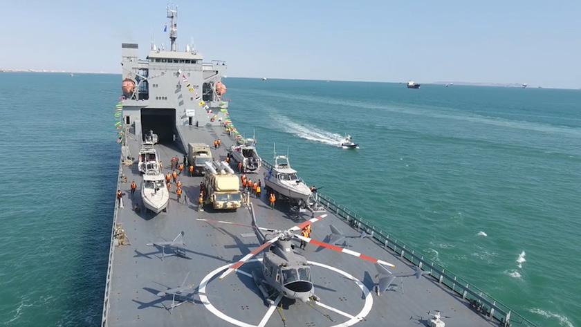 Iranpress: Oceangoing warship 