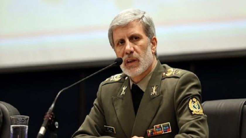 Iranpress: Iran increases defense budget up to 256 %