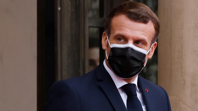 Iranpress: Macron tests positive for COVID
