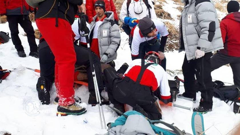 Iranpress: Two Iranian climbers killed during heavy blizzard on mountain
