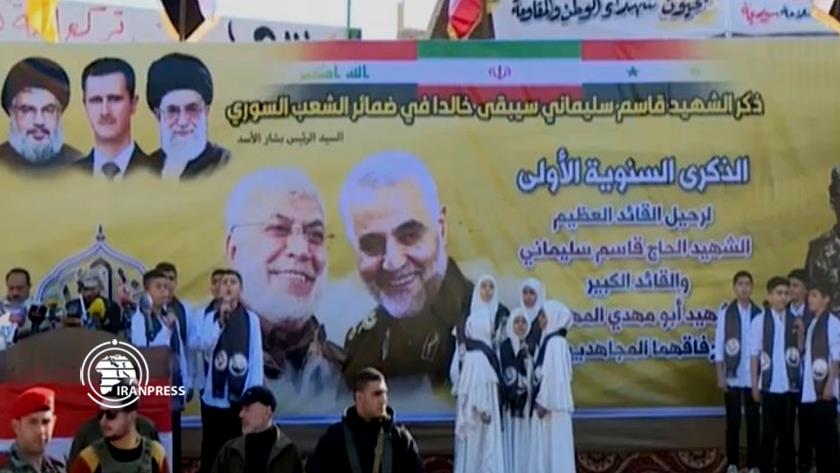 Iranpress: Memorial ceremony of Gen. Soleimani held in Syrian-Iraqi border