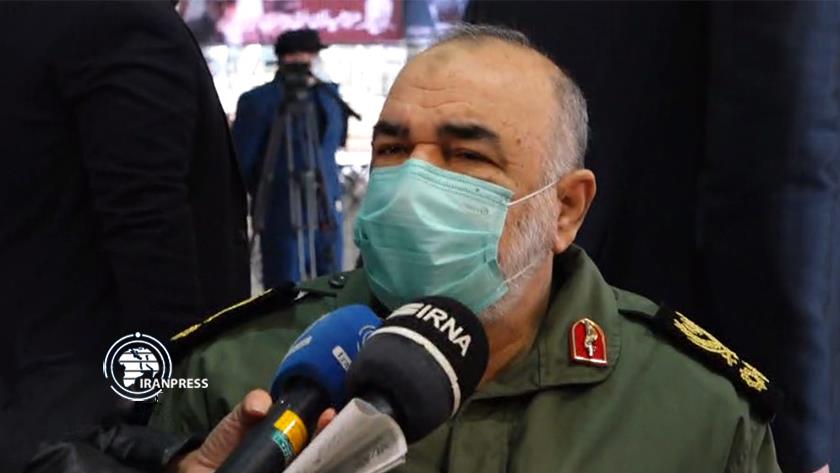 Iranpress: Gen. Salami: Iran to decisively respond to any enemies